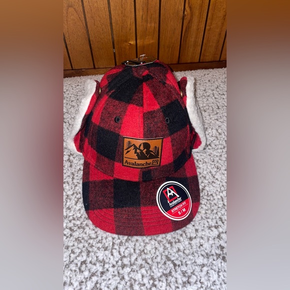 NWT AVALANCHE CAP PLAID Sherpa Lined Trapper  Hat Double STRECH SIZE S/M - Picture 9 of 14